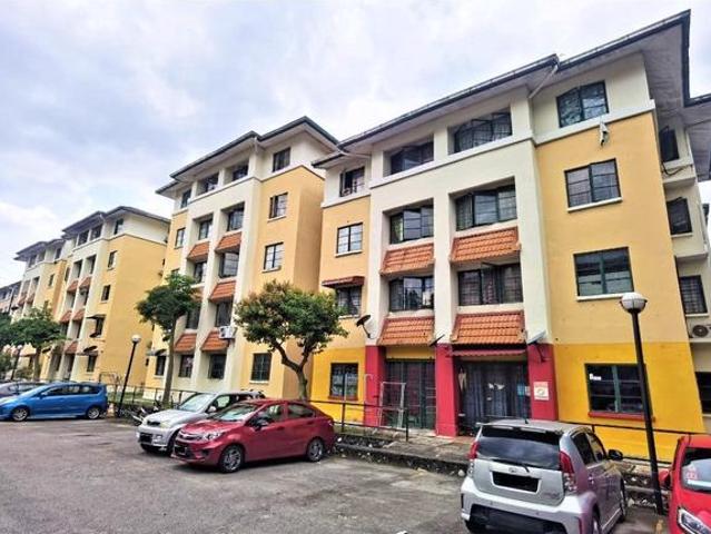 Apartment for sale in Petaling, Damansara Damai
