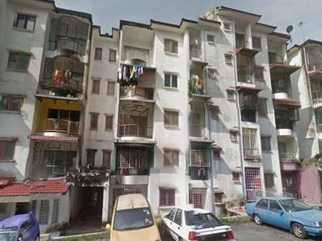 Flat for sale in Kajang, Langat