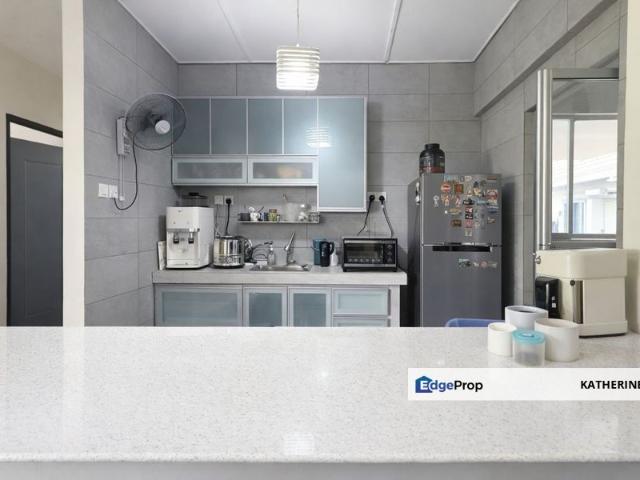 Condominium for sale in Petaling, Country Heights Damansara