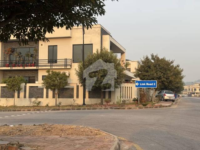 Property for sale in Islamabad