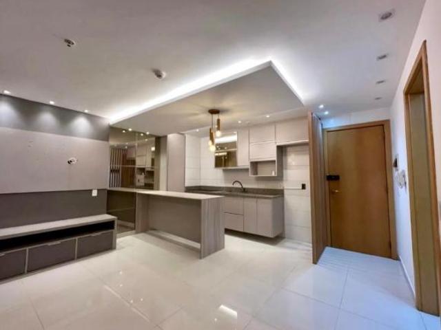 Apartamento venda em Região Geográfica Imediata do Distrito Federal, Região Integrada de Desenvolvimento do Distrito Federal e Entorno