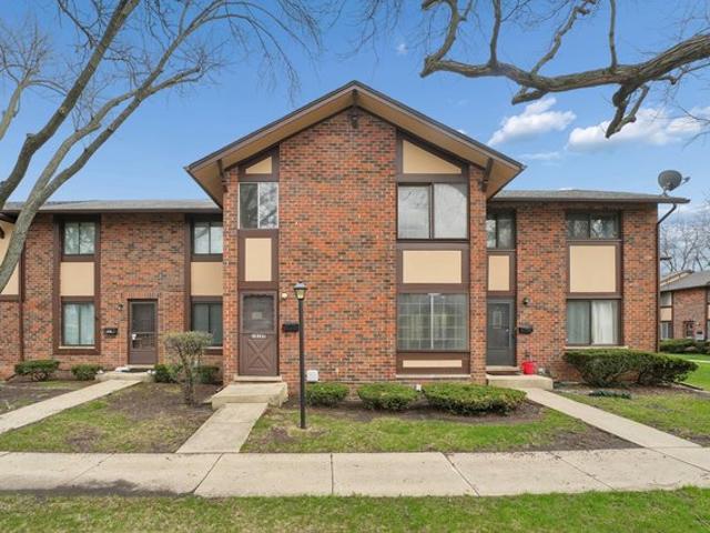 Townhouse for sale in Villa Park, Illinois