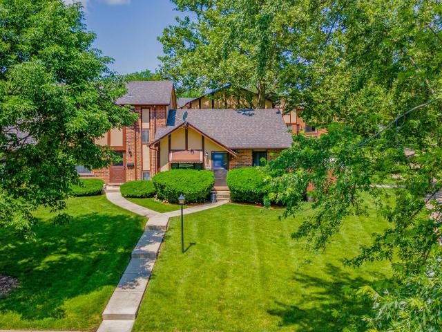 Townhouse for sale in Villa Park