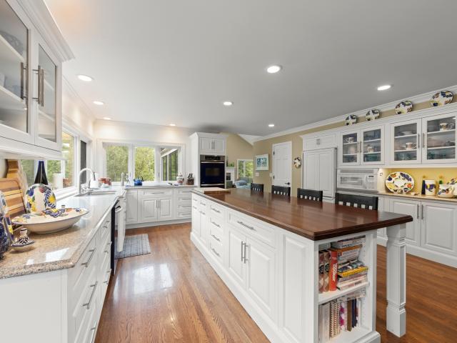 House for sale in Batavia, Illinois