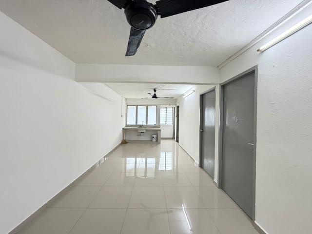 Flat for sale in Wellesley, Penang