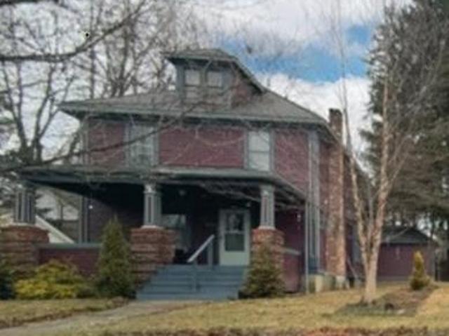 House for sale in Mayfield