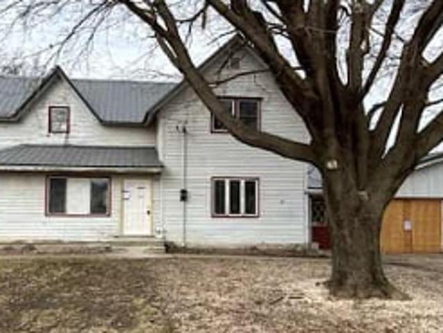 House for sale in Clinton, Iowa