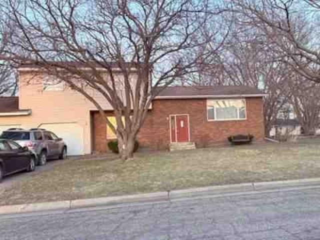 House for sale in Fairfax, Minnesota