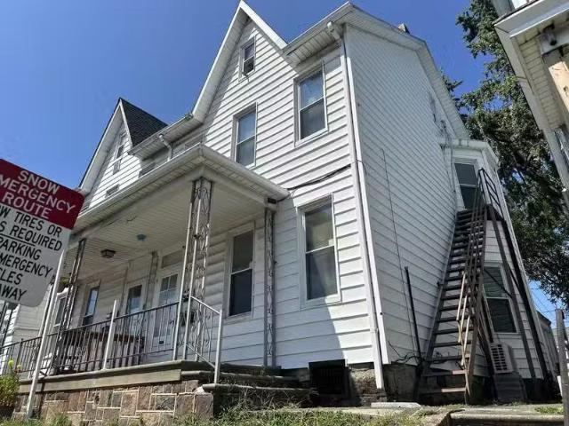 Condo for rent in Easton