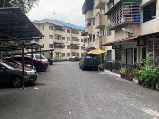 Apartment for sale in Kajang, Langat