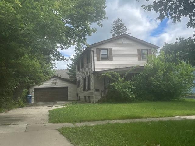Room for rent in Downers Grove, Illinois