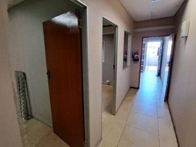 Office for rent in UMhlathuze Municipality, Kwazulu-natal