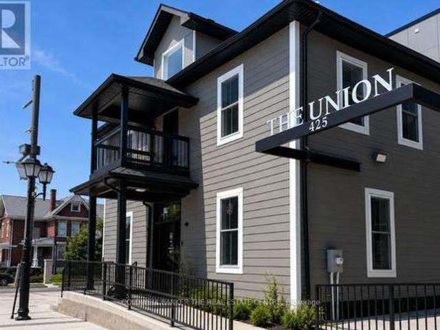 Commercial for rent in York, Ontario