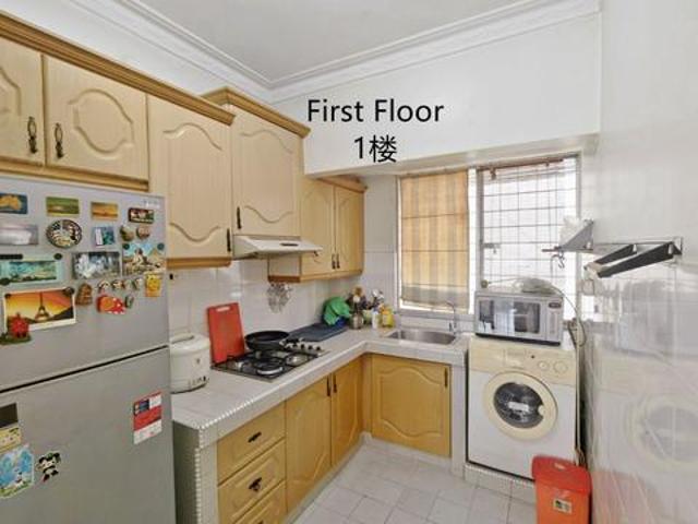 Apartment for sale in Petaling, Damansara Damai