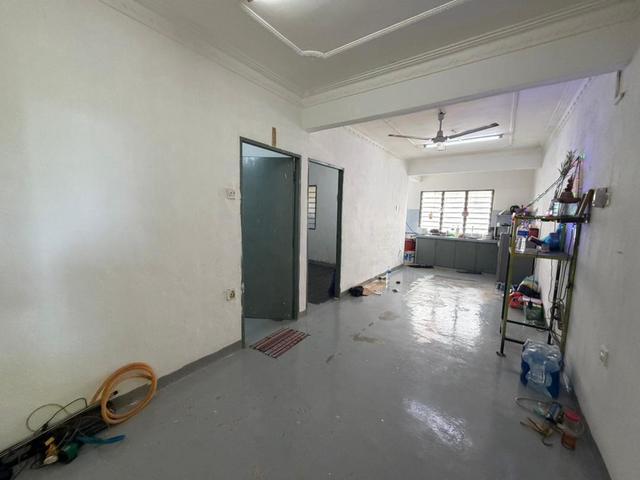 Flat for sale in Wellesley, Penang