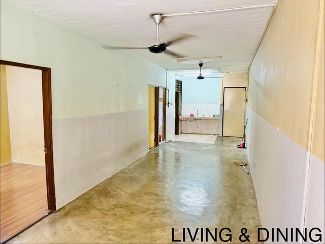 Flat for sale in Langat, Selangor