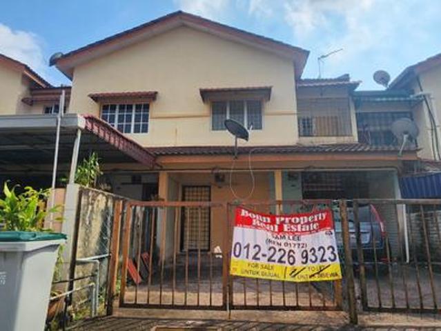 Townhouse for sale in Sendayan Village, Negeri Sembilan