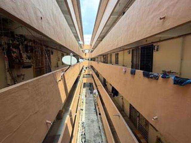 Flat for sale in Wellesley, Penang