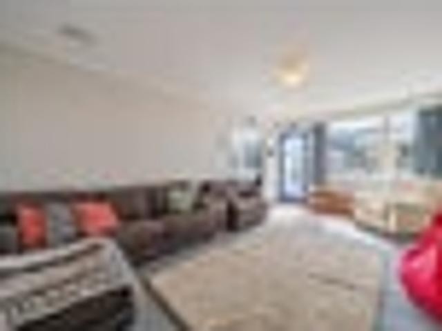 Apartment for sale in Pauatahanui, Wellington