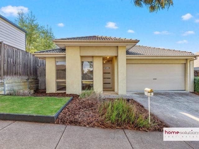 House for sale in Laurimar - Harrisons View Estate, Melbourne