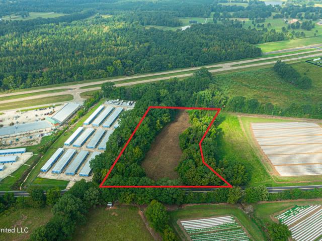 Land for sale in Flora, Mississippi
