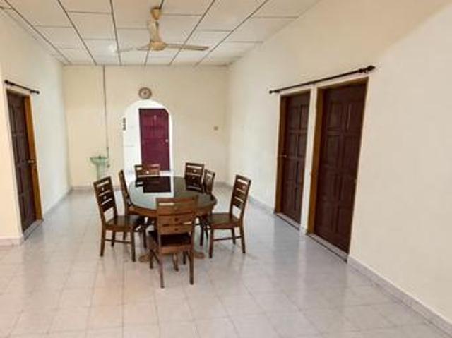 Bungalow for rent in Wellesley, Penang