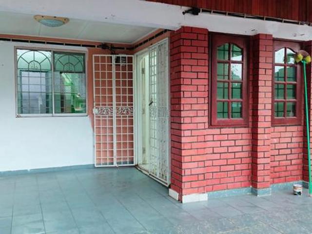Terraced House for sale in Tanjong Sepat, Selangor