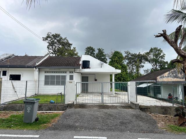 Residential House for sale in Sendayan Village, Negeri Sembilan