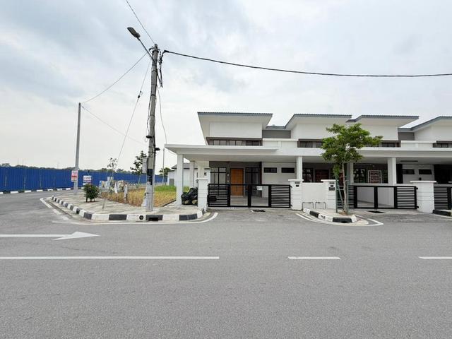 Terraced House for sale in Wellesley, Penang