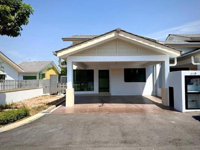 Terraced House for sale in Wellesley, Penang