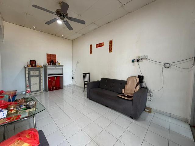 Terraced House for sale in Gedong