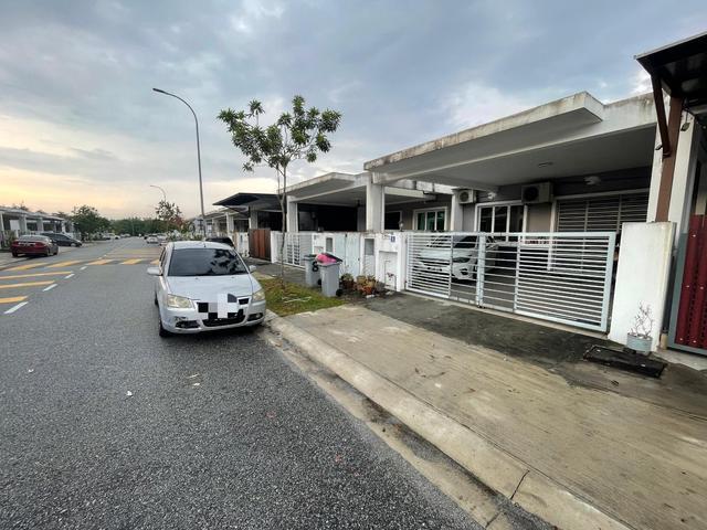 Terraced House for sale in Sendayan Village, Negeri Sembilan