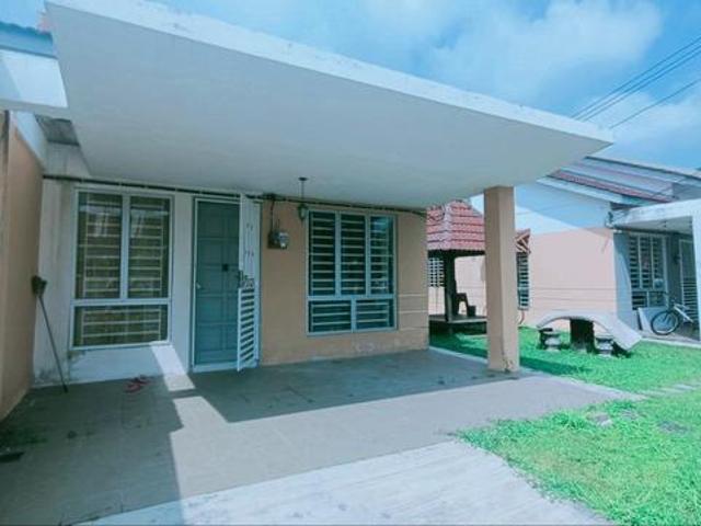 Terraced House for sale in Tanjong Sepat, Selangor