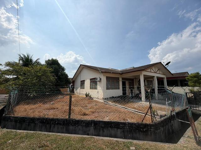 Terraced House for sale in Lunas, Kedah