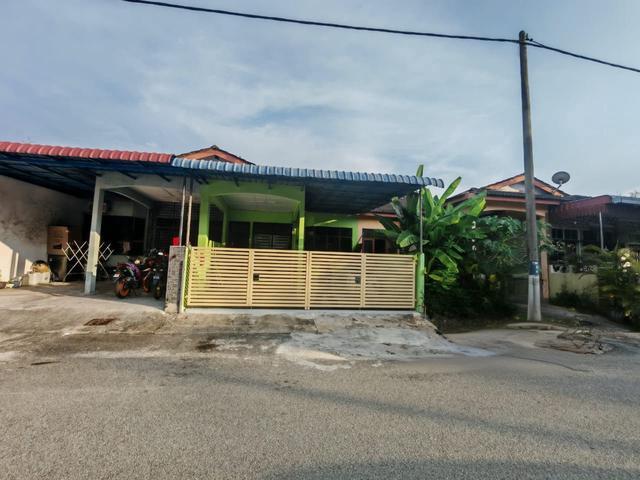 Terraced House for sale in Wellesley, Penang