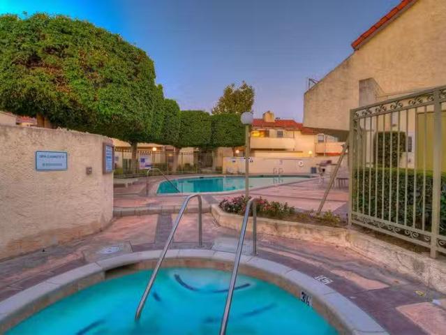 Condo for rent in Fullerton