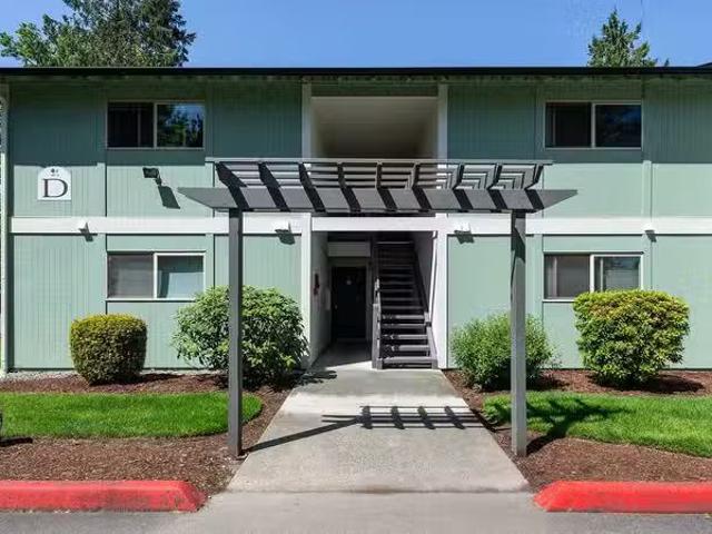 Condo for sale in Bremerton Condo for sale in Bremerton