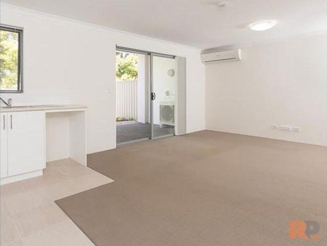 Granny Flat for rent in Coolbellup, Western Australia