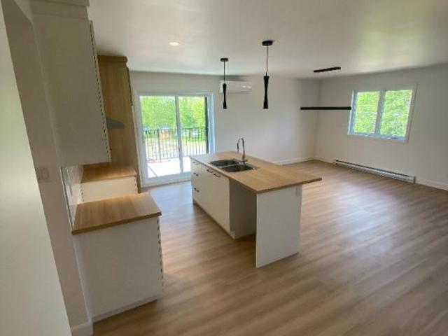 Apartment for rent in Saint-gilles, Quebec