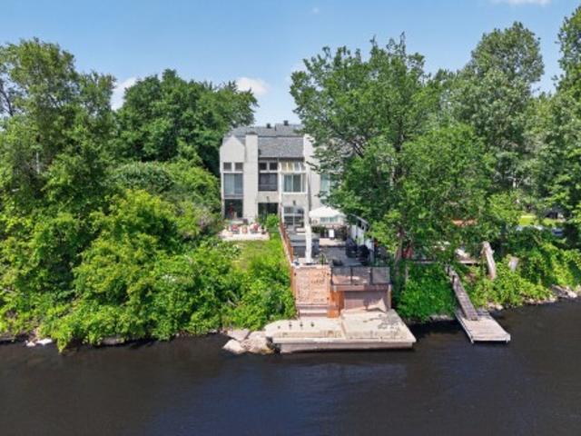 House for sale in Chomedey, Quebec