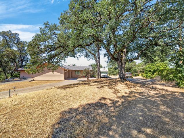 House for sale in Shasta, California
