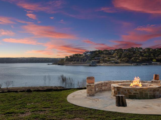 House for sale in Spicewood, Texas