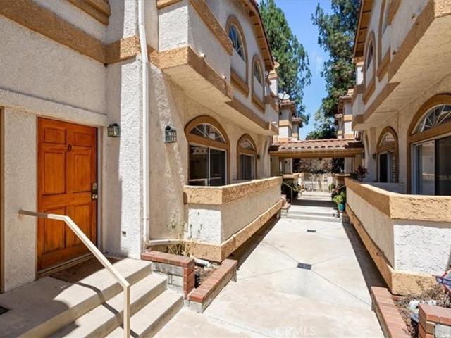 Townhouse for sale in Winnetka Neighborhood Council District, Canoga Park