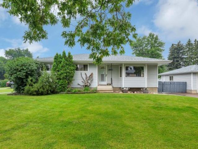 House for sale in Sherwood Park, Alberta