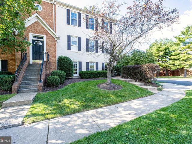 Townhouse for sale in Virginia