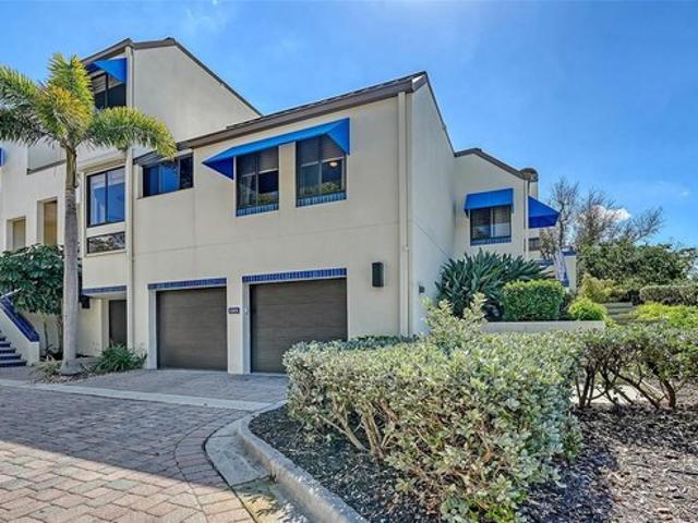 Townhouse for sale in Longboat Key, Florida