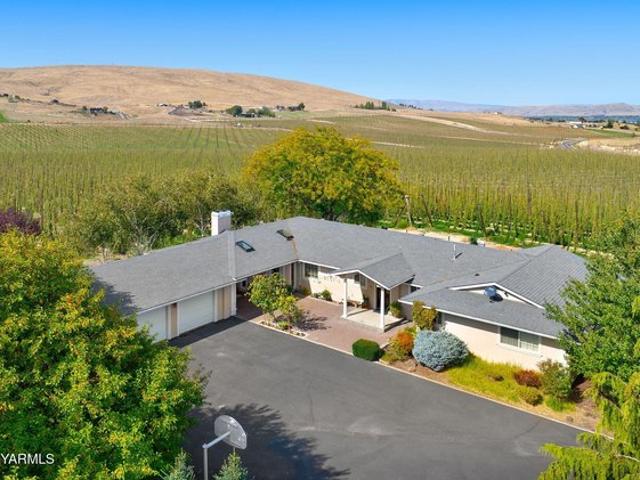 House for sale in Moxee, Yakima County