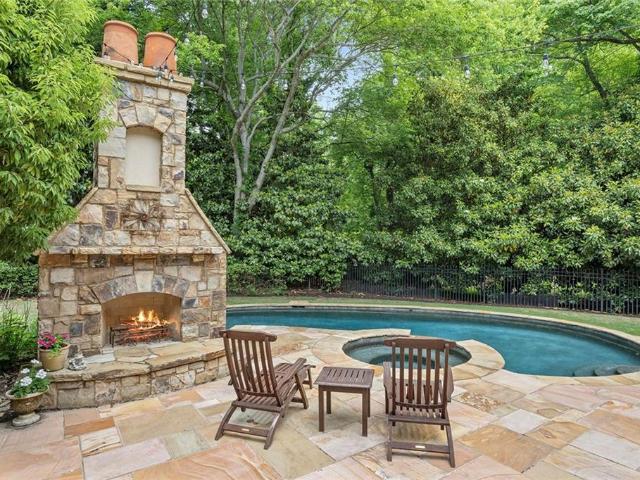 House for sale in Roswell, Georgia
