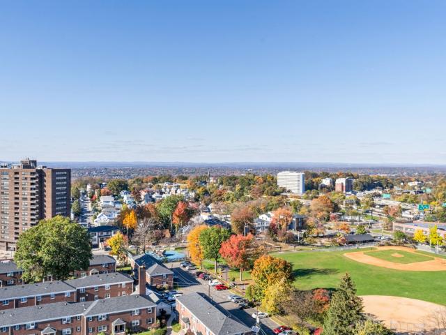 Condo for rent in Fort Lee, New Jersey