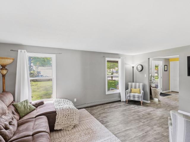 House for sale in Garrett, DeKalb County